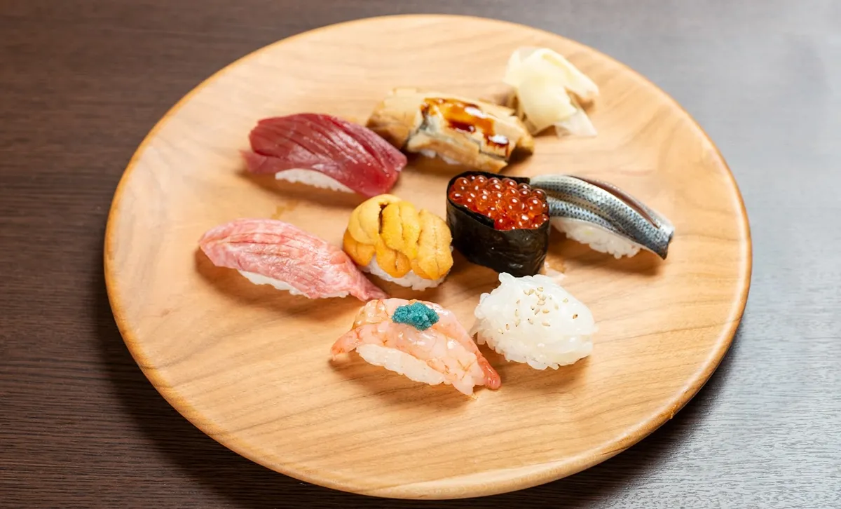 四季折々の旬を握る、幸寿しの特選メニュー