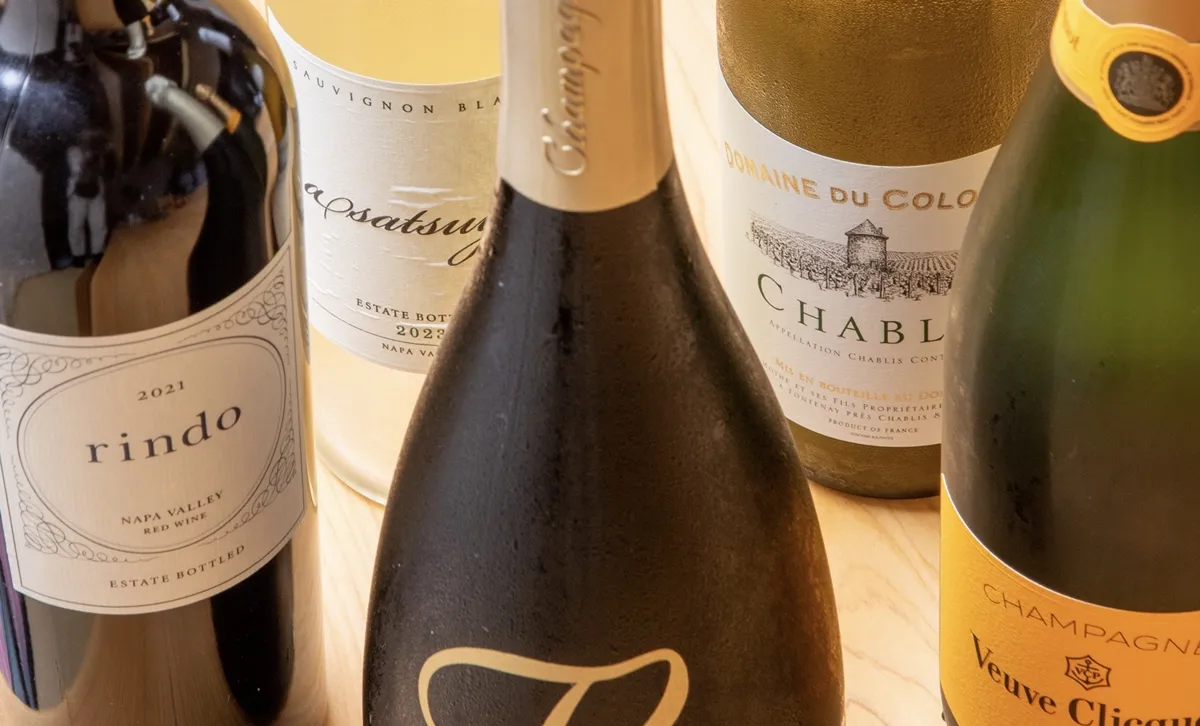 寿司の個性を引き立てる、一貫ごとの理想の一杯